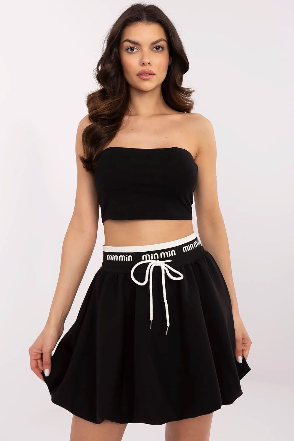Short skirt model 210884 Italy Moda